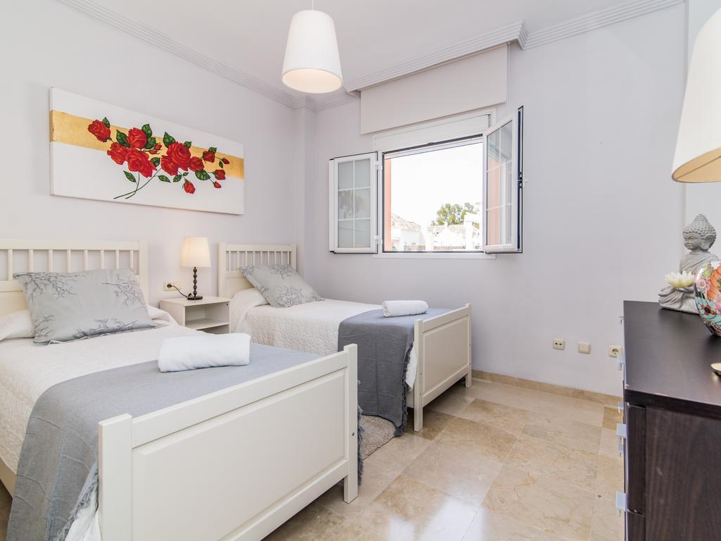 River Garden Spacious Penthouse ماربيا المظهر الخارجي الصورة