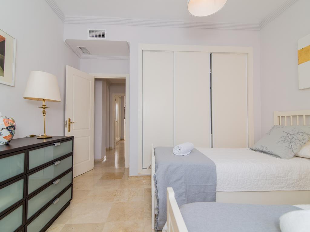 River Garden Spacious Penthouse ماربيا المظهر الخارجي الصورة